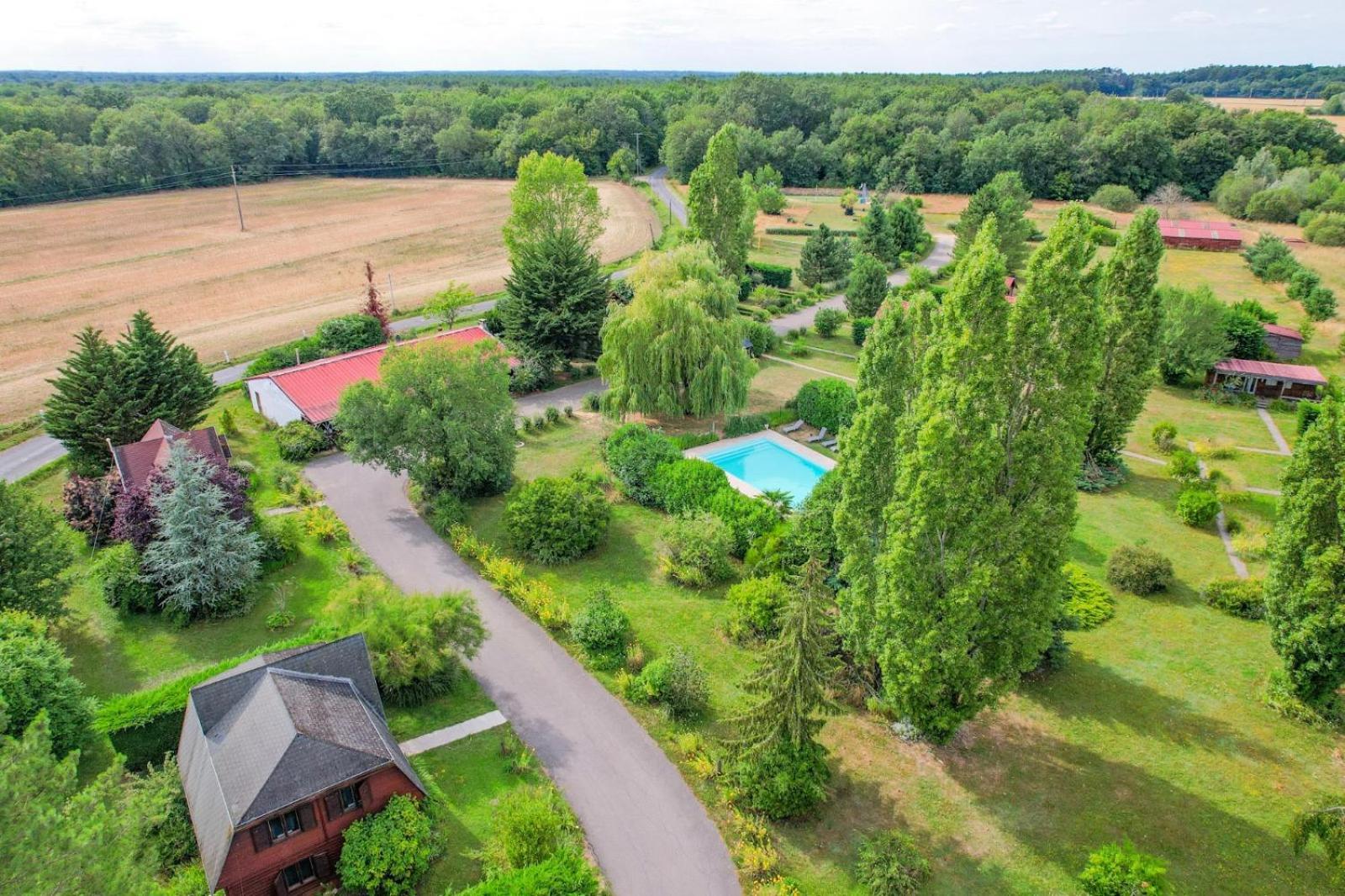 Les Cabanes Parisiennes - Chalets 1H30 From Paris - 62P Sainte-Geneviève-des-Bois 외부 사진